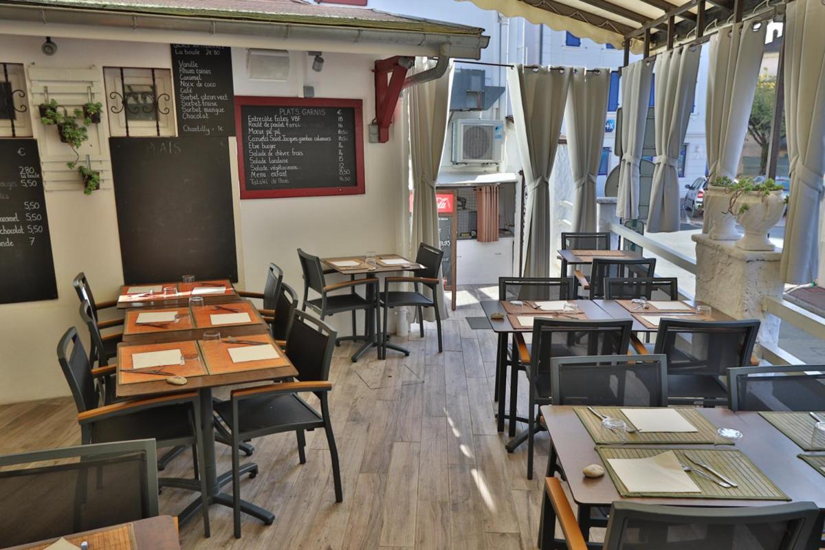 לינה וארוחת בוקר Hagetmau Le Relais Basque מראה חיצוני תמונה